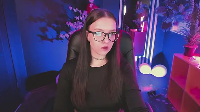 Emily tender online show from February 2026 05:37:01 AM