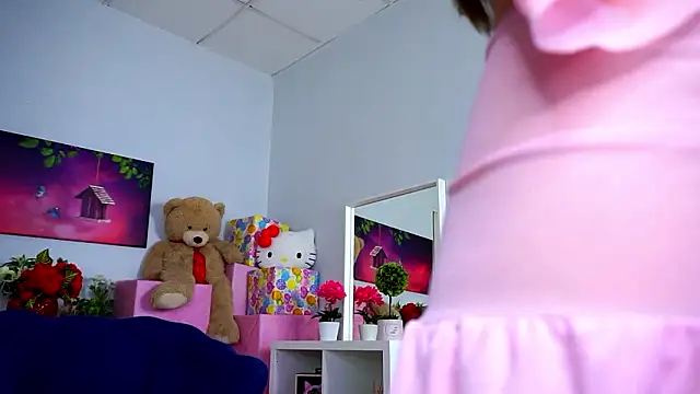 Ava Solis online show from February 2026 08:07:01 PM