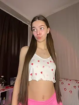 SkylineBliss online show from February 2026 09:10:01 PM