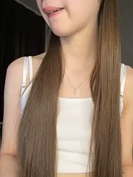 SkylineBliss online show from February 2026 08:30:01 PM