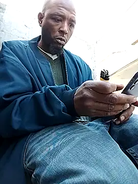 MrPerform74 online show from January 2026 09:41:01 PM