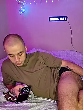 TvoY bOy1 online show from January 2026 04:54:02 PM