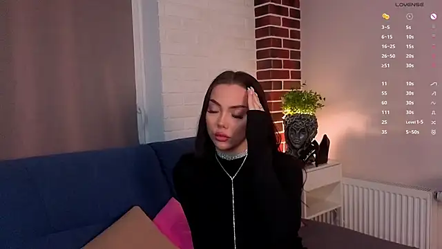 BobbyeClague online show from January 2026 06:33:02 PM