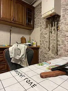 Lily Viola online show from February 2026 11:08:02 AM