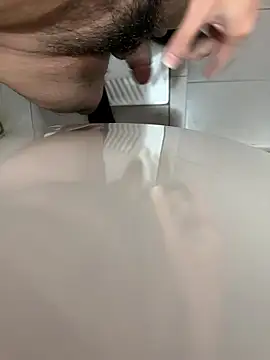 Johnlim880 online show from January 2026 07:36:02 AM