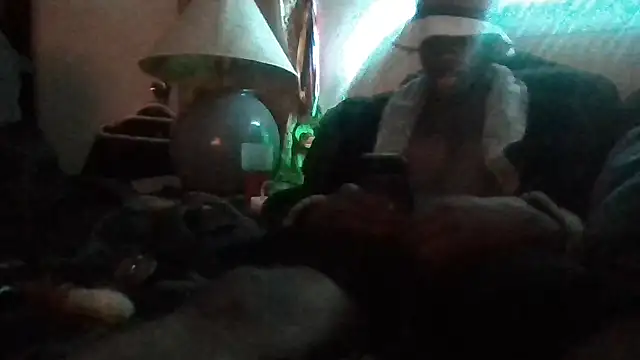 LiveeNunkutt online show from January 2026 10:42:02 AM