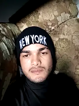 Fernandocj  online show from January 2026 05:39:01 PM