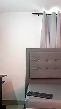 saray reesee online show from February 2026 04:28:02 PM