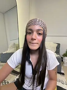 Snapshot of EVA_WILD1 chatting on February 2026 12:40:02 AM EVA WILD1 online show from February 2026 12:40:02 AM