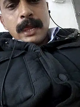 your hot dady online show from March 2026 07:05:01 PM