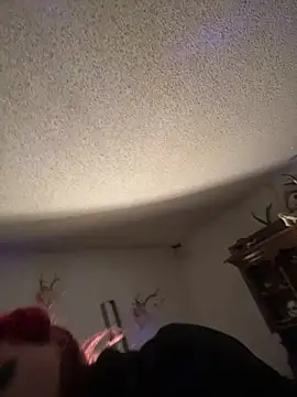 Snapshot of ViironiikaHostiile chatting on March 2026 12:11:01 PM ViironiikaHostiile online show from March 2026 12:11:01 PM