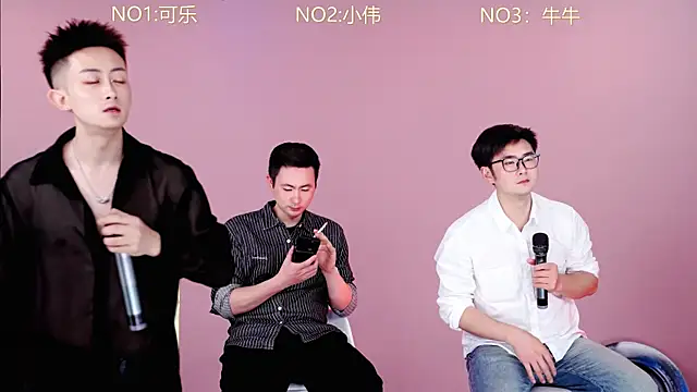 Snapshot of w-lucky chatting on March 2026 01:29:02 PM w-lucky online show from March 2026 01:29:02 PM
