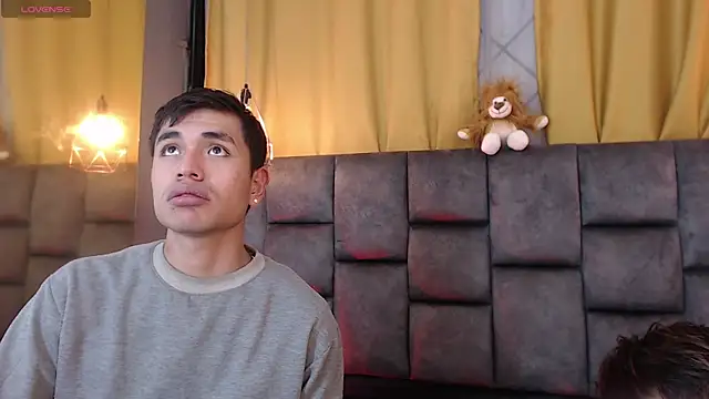 Snapshot of Maik_Russo chatting on February 2026 12:12:01 PM Maik Russo online show from February 2026 12:12:01 PM