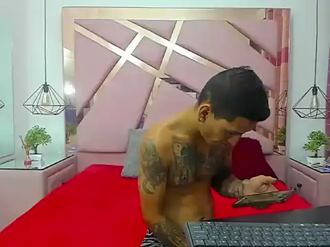 ViolethANDJuanda online show from January 2026 01:13:01 PM