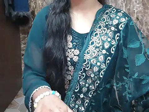 Nishu901 online show from January 2026 04:14:01 AM