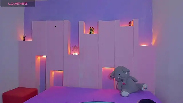 emilywilliis online show from February 2026 12:08:01 AM