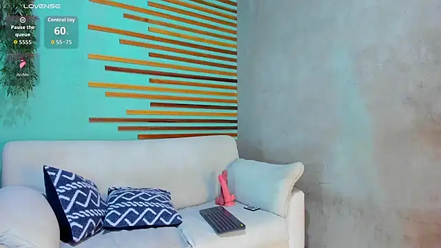 Jade oz  online show from January 2026 01:53:02 AM