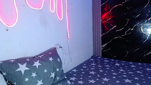 jamescurly00 online show from March 2026 05:24:02 AM