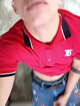 Alejandro2226 online show from January 2026 10:33:02 PM