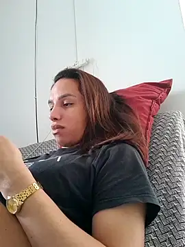 ofjuliaa online show from June 2026 03:03:02 PM