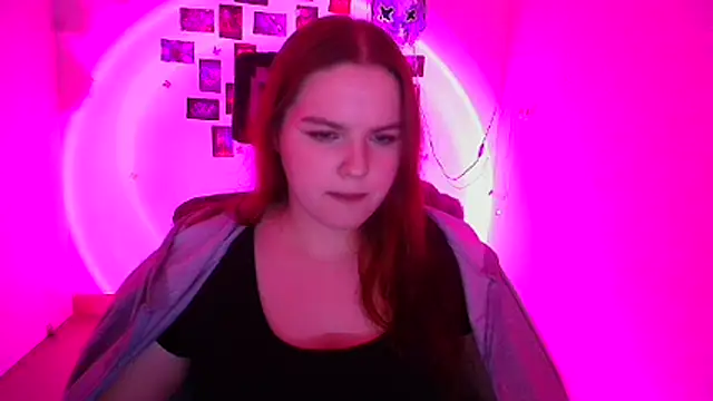 Kitty Mia Kitty online show from February 2026 12:41:02 PM