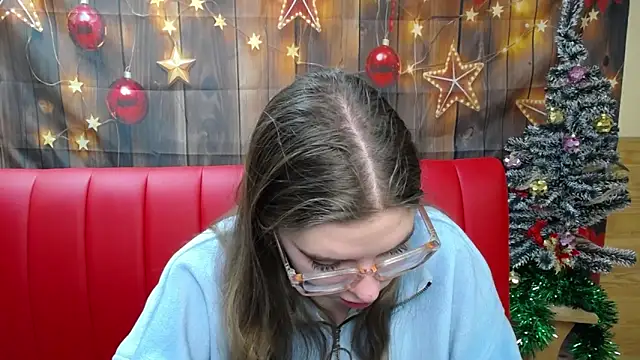 MaryCholls online show from January 2026 02:22:02 PM