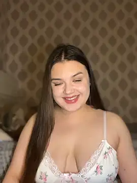 PollyFeel online show from January 2026 08:12:01 PM