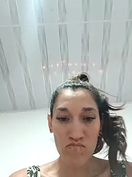 EcoDePiel online show from February 2026 03:10:01 AM