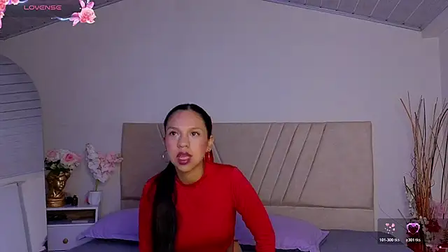 Snapshot of DulceRouss_ chatting on February 2026 11:49:01 AM DulceRouss online show from February 2026 11:49:01 AM