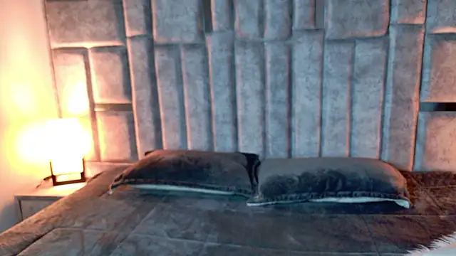 azul veraa online show from March 2026 12:22:01 PM