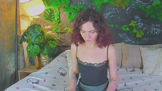 Snapshot of RIANA_SI chatting on June 2026 08:37:02 PM RIANA SI online show from June 2026 08:37:02 PM