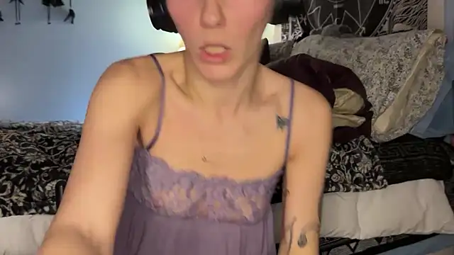 Snapshot of mysunidreamss chatting on February 2026 02:06:02 AM mysunidreamss online show from February 2026 02:06:02 AM