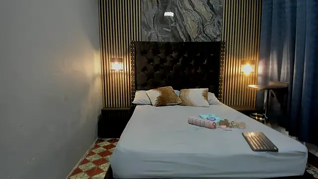 kiana barlow online show from January 2026 02:27:01 AM