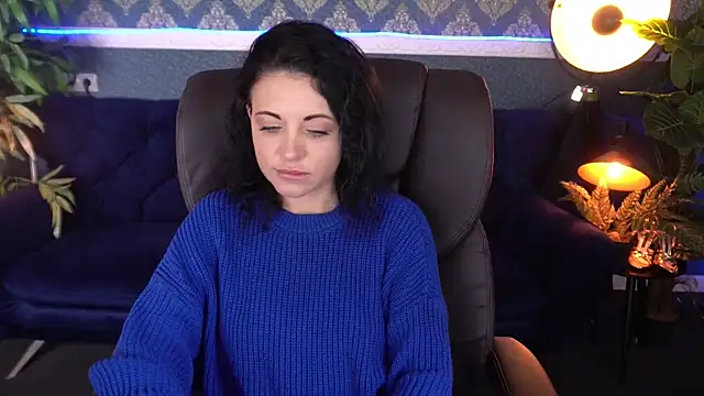 Dafni Monn online show from November 2025 06:35:01 AM