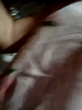 Snapshot of yu--yo chatting on February 2026 10:21:01 PM yu--yo online show from February 2026 10:21:01 PM