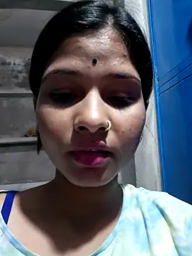 Nirasha cute online show from February 2026 06:47:01 PM