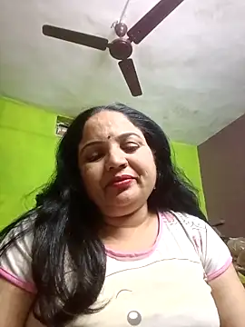 Chanchal cute online show from March 2026 05:48:02 PM