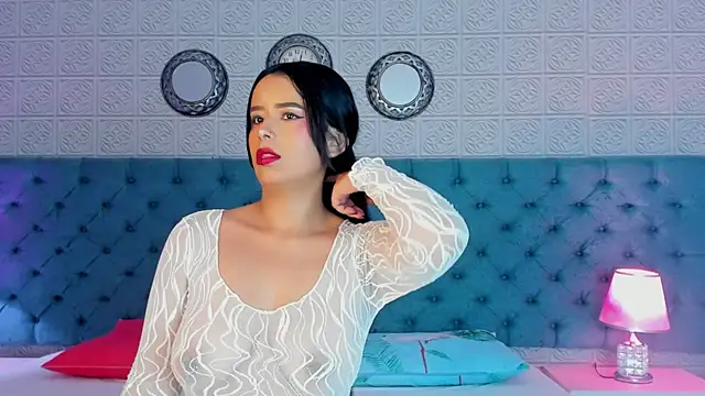 TinyRosee online show from March 2026 08:04:01 PM