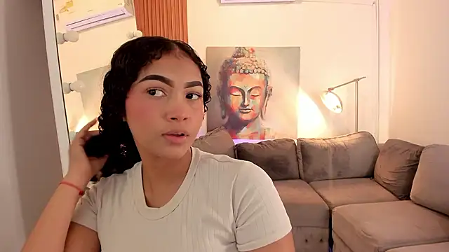 ailann  online show from February 2026 07:51:02 PM