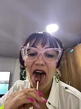 Alannasex88 online show from February 2026 12:39:01 AM