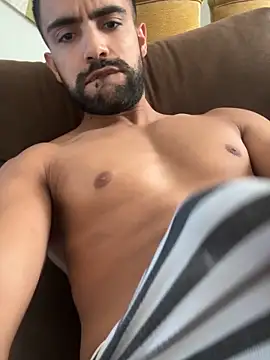 Snapshot of sergioreisxd chatting on May 2026 12:24:02 PM sergioreisxd online show from May 2026 12:24:02 PM