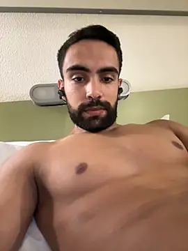 Snapshot of sergioreisxd chatting on May 2026 03:55:02 PM sergioreisxd online show from May 2026 03:55:02 PM