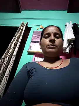 Snapshot of Reena_lodha chatting on April 2026 11:14:02 PM Reena lodha online show from April 2026 11:14:02 PM