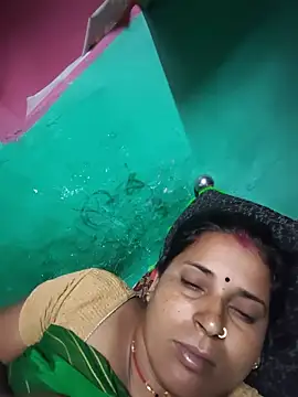Snapshot of Reena_lodha chatting on May 2026 10:48:01 PM Reena lodha online show from May 2026 10:48:01 PM