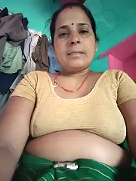 Snapshot of Reena_lodha chatting on May 2026 08:33:01 AM Reena lodha online show from May 2026 08:33:01 AM