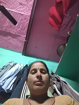 Snapshot of Reena_lodha chatting on June 2026 10:55:02 PM Reena lodha online show from June 2026 10:55:02 PM