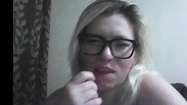 Dolce Tempt online show from January 2026 08:13:02 PM