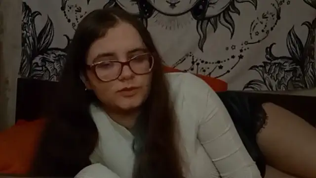 Miyabeee online show from February 2026 05:20:02 PM