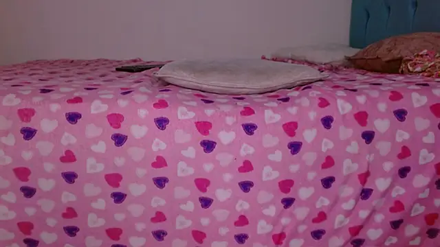 Snapshot of mayitoatmsuckdirty69 chatting on February 2026 09:32:01 PM mayitoatmsuckdirty69 online show from February 2026 09:32:01 PM