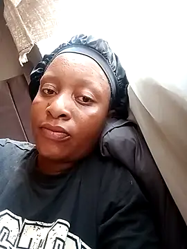 Cherrycake00 online show from January 2026 10:18:02 AM